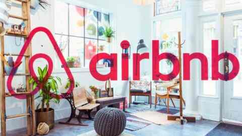 Μειώθηκαν κατά 25% τα ακίνητα μέσω Airbnb στην Αθήνα