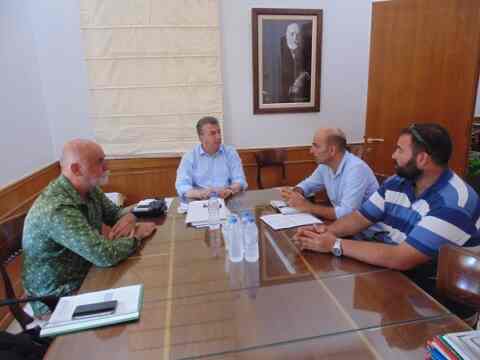 Συνάντηση Περιφερειάρχη με τον Δήμαρχο Καντάνου για τις υποδομές