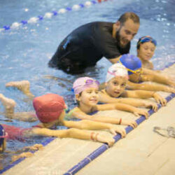 Ξεκινάει και πάλι το πρόγραμμα κολύμβησης στα δημοτικά σχολεία