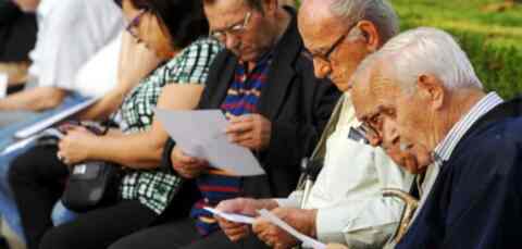 Η "ακτινογραφία" των συνταξιούχων στην Ελλάδα. Ηλικίες και ποσά που λαμβάνουν