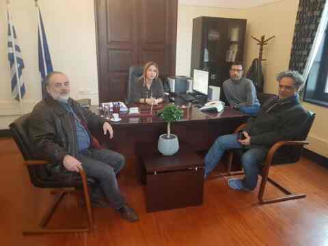 Συνάντηση για θέματα παιδείας στην Αποκεντρωμένη Διοίκηση Κρήτης