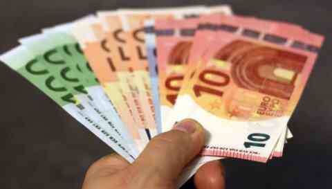 Αλλάζουν ριζικά τα χαρτονομίσματα του ευρώ, 20 χρόνια μετά την πρώτη κυκλοφορία τους