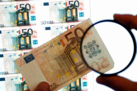 Προσοχή στα χαρτονομίσματα των 20 και των 50 ευρώ