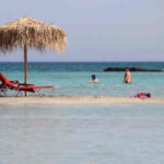 TripAdvisor: Το Ελαφονήσι έκτο στην λίστα με τις πιο ασφαλείς παραλίες για παιδιά στο κόσμο