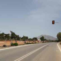 Θα τοποθετηθούν αναλάμποντα φανάρια σε επικινδυνα σημεία του οδικού δικτύου της Κρήτης